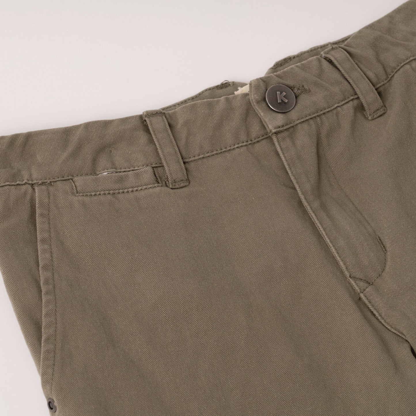 Chino Short: Pale Khaki / 10