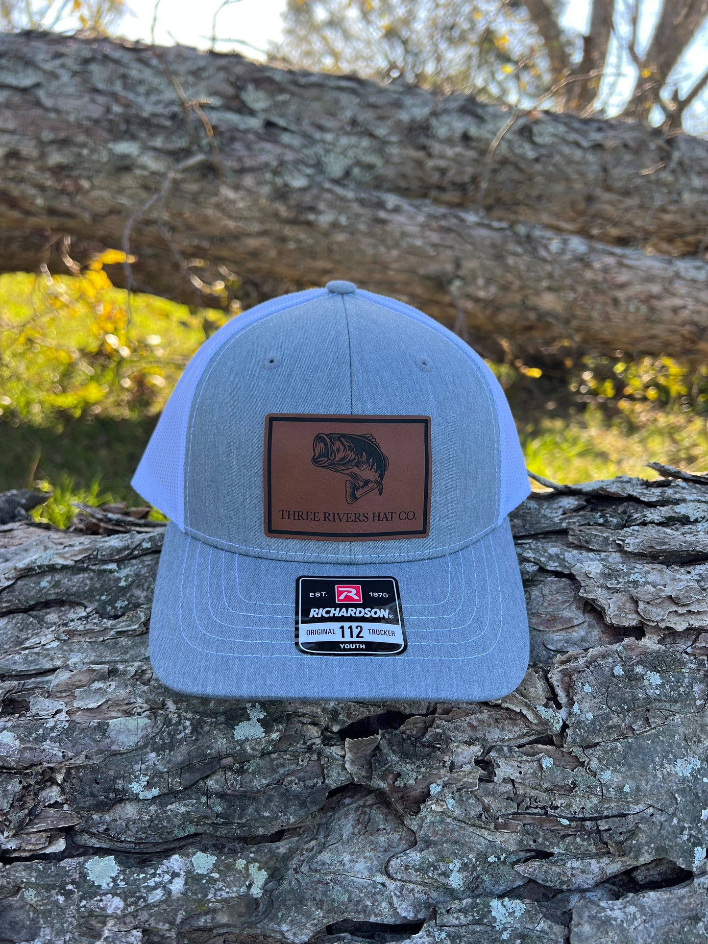 YOUTH - Bass Fishing - Richardson 112 Trucker 6 panel: Heather Gray/Black