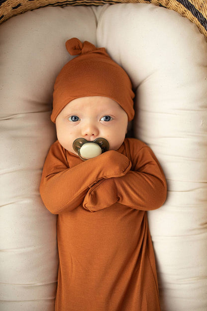 Saddle Longhorn Orange Western Knotted Newborn Baby Gown & Hat