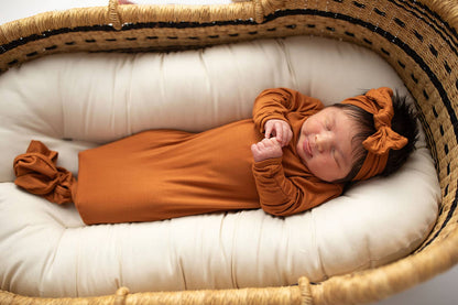 Saddle Longhorn Orange Western Knotted Newborn Baby Gown & Hat