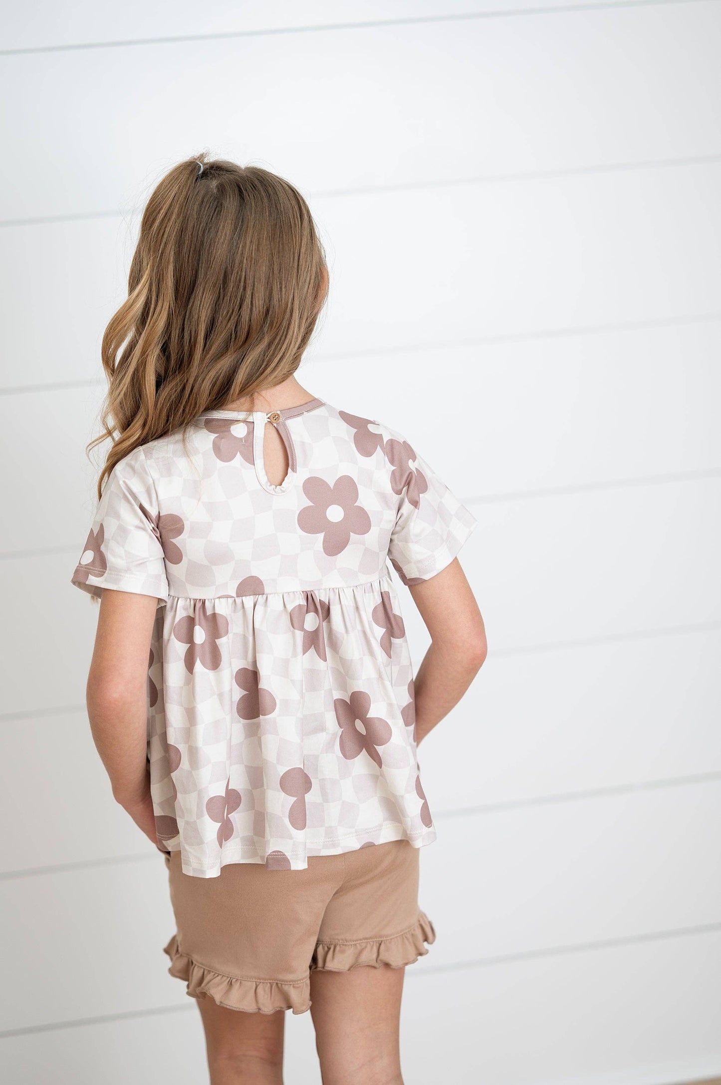 Kids Retro Daisy Check Tan Pocket Ruffle Spring Short Set