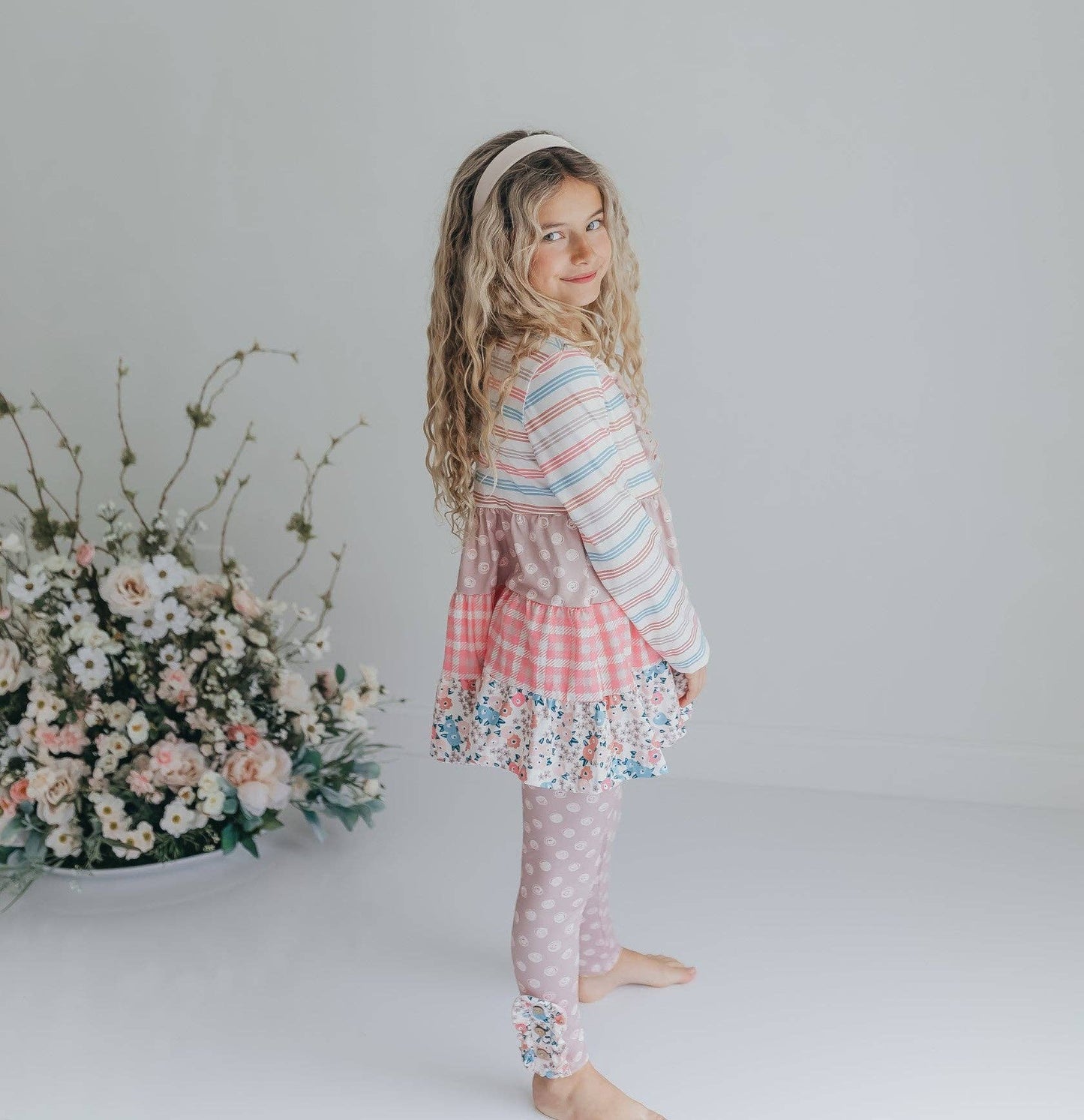 Girls Sand Floral 3 Tiered Fall Ruffle Button Legging Set: 2