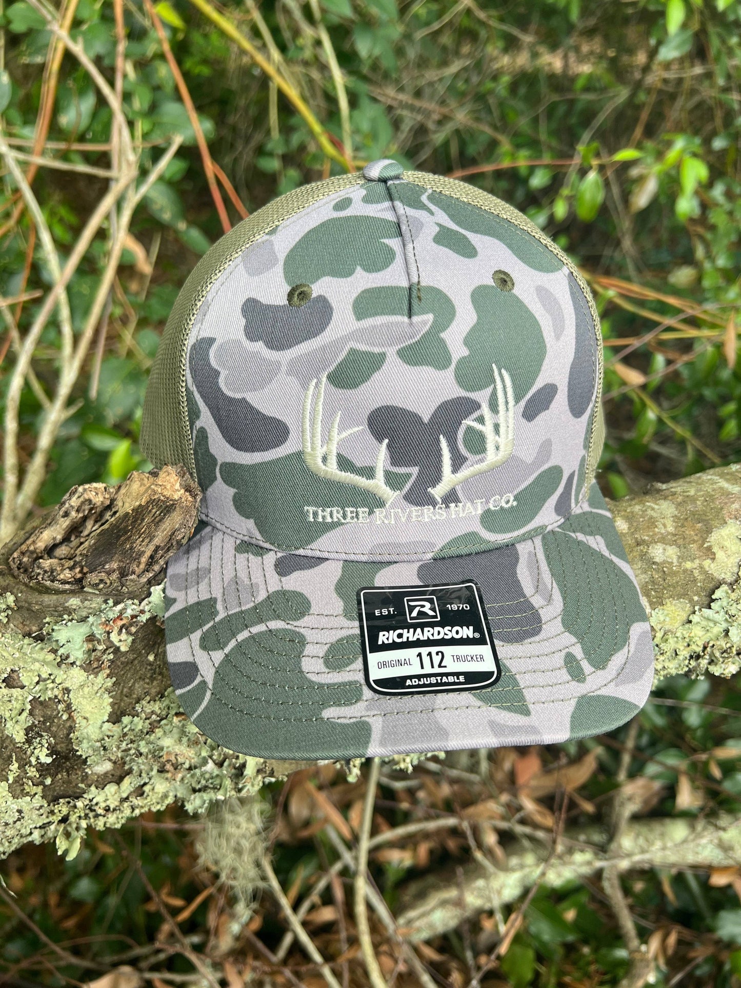 Classic Whitetail Rack - Trucker Snapback Hat - Richardson 112: Mossy Oak Bottomland